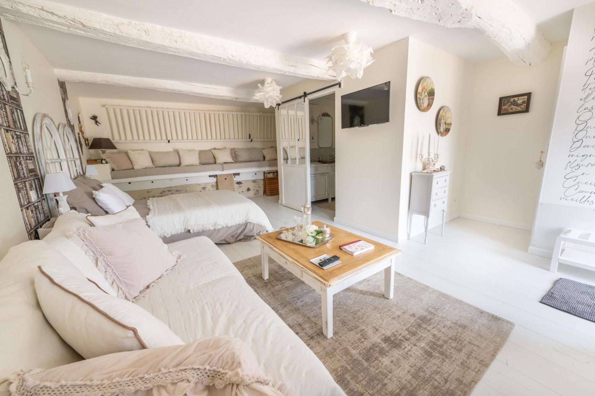 Bed and Breakfast Cocon De Morgon Вилье-Моргон Экстерьер фото